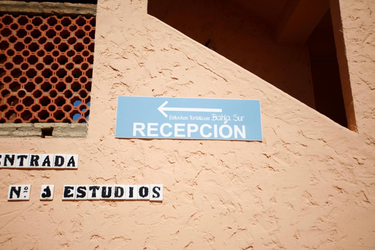 فيلا Duplex 6 Pax Con Wifi En Bahia Sur Con Parking Y Piscinas Comunitarias سان فرناندو المظهر الخارجي الصورة