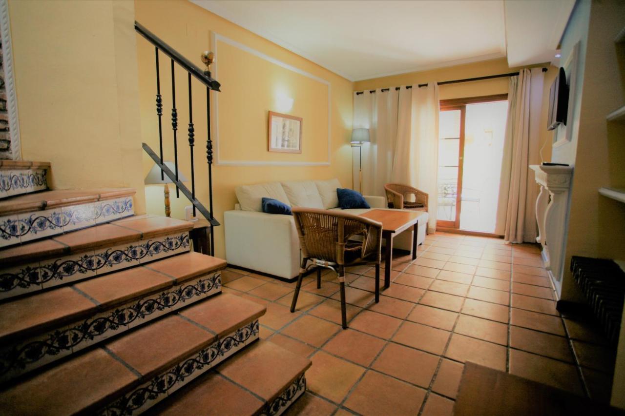 فيلا Duplex 6 Pax Con Wifi En Bahia Sur Con Parking Y Piscinas Comunitarias سان فرناندو المظهر الخارجي الصورة